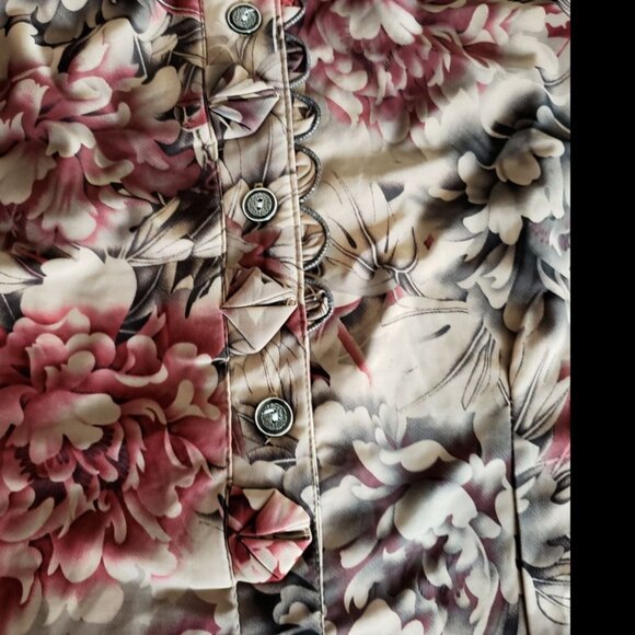 Floral Button-Up Short-Sleeve Blouse With Scalloped Edging  Multicolor Size 21 - Picture 6 of 14
